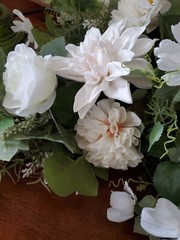 4- Bouquets of Bridesmaid Silk Flowers Wedding White Roses NWOT IVORY SATIN