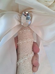 IVORY/CREAM Satin Roses & Diamante Brooch/Rose Gold Brooch; Bridal Bouquet; EUC!
