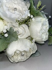 Bridal Bouquet Ivory White Roses Ranunculus Silk Flowers Pearl Center Weddingnew