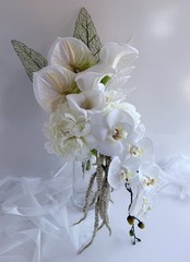 AUSTRALIAN NATIVE FLOWERS EUCALYPTUS GUM SEED STEM ARTIFICIAL GREENERY STEMS