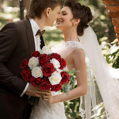 Artificial Flowers Silk Roses Real Touch Bridal Wedding Bouquet for Home Garden