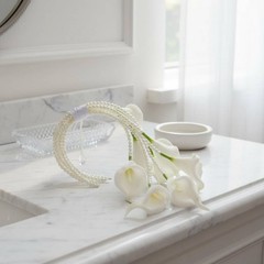 White Calla Lily Hand Arrangement Realistic Look Calla Lily Bridal Arrangement