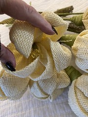 9 WT Collection Burlap Ivory White Flower Stems Wedding NWT Tulip Roses Gorgeous