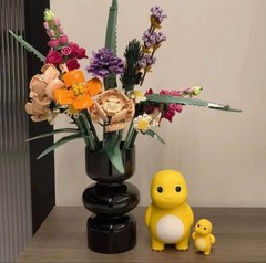 Botanicals Flower Bouquet Building Set – Artificial Flowers for Decoration