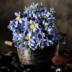 4 LAVENDER 11″ Daisy Bushes Faux SILK FLOWERS Wedding Party Events Home Supplies