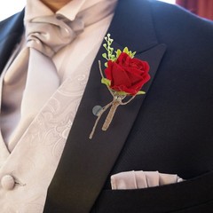 2 Pcs Wedding Groom Corsages Bridal Rose Boutonnieres Flower Decoration