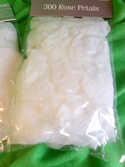 Wedding Petal Toss Confetti Silk White Roses 3 Packs (300 pcs a pack) NEW