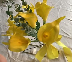 10 stem calla lily and greenery bridal bouquet…you choose color