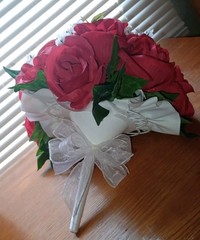 New 14″ Long Red Rose Cascade Bride Bouquet And Boutonniere- Ivy, Babies Breath