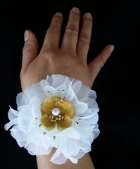Wedding White Gold Flower Wrist Corsage, Prom, Homecoming, Military Ball,Boda,