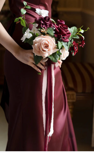 Wedding party floral arrangement pieces