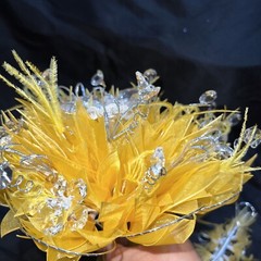 Quinceañera Bouquet Yellow/ Silver with Hair Accessory Ramo Quinceañera Sweet 16