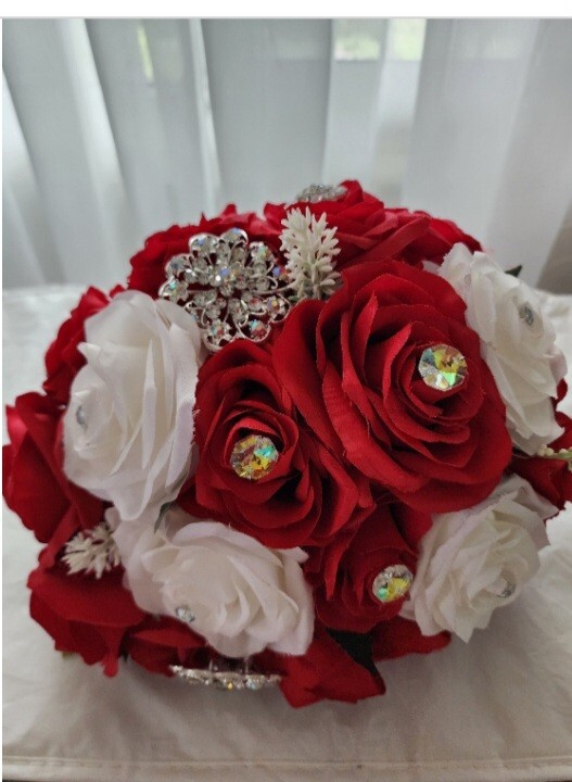Red & White Bouquet