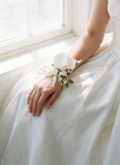 Versatile White Calla Lily Corsage and Boutonniere Set for All Special Occasions