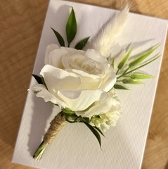 Lot Of 6 White Rose Boutonnieres For Men/Grooms Wedding