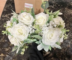 Bridesmaid Bouquets 2 Piece Ivory White Artificial Flowers Bouquet for Brides
