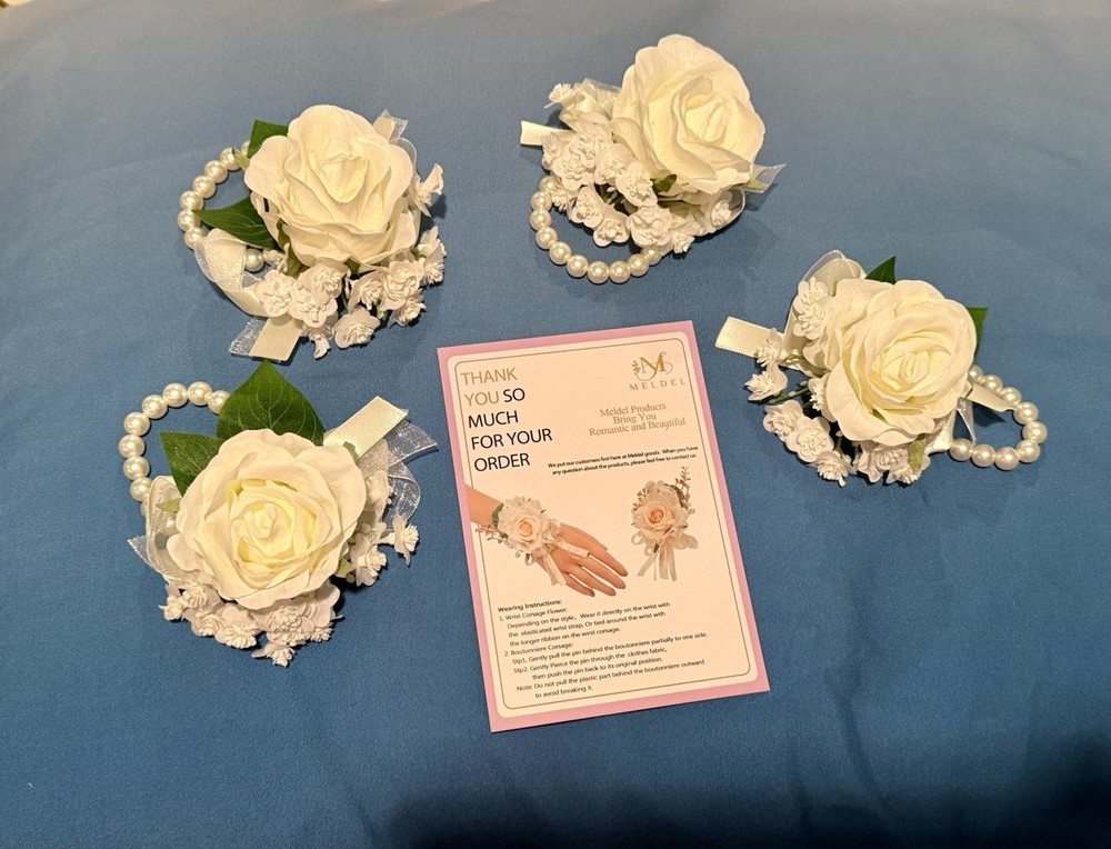 Beautiful And Romantic Ivory Rose And Pearl Wrist Corsage set Of 4 New In Box