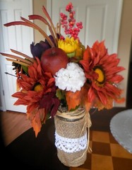 FALL Floral DECOR Bouquet + Vase LEAVES Centerpiece FLOWERS Grass BERRIES Multi