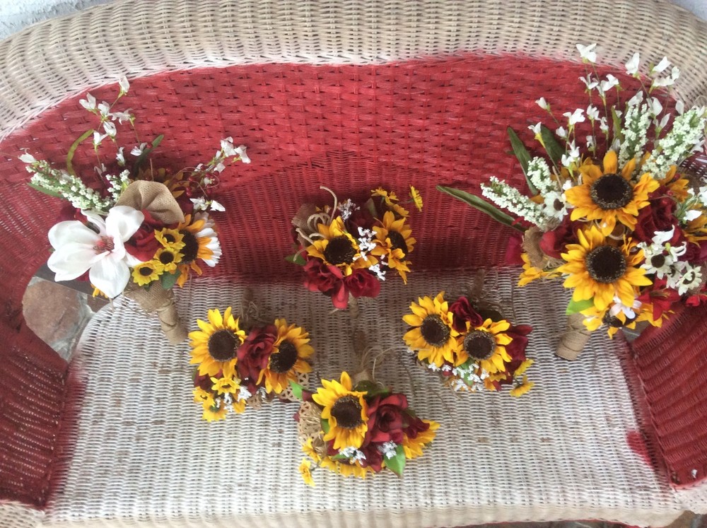 Wedding flowers bouquet bridal bouquet decorations 6 Bouquet Red W Sunflowers