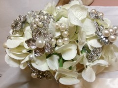 Vtg Wedding Handmade Brooch Bouquet Flowers~Rhinestones~+Table Tents Bridal Lot