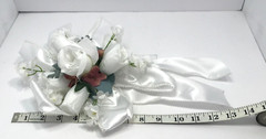 Bridal Wedding Pew Aisle Elegant White Pearl Ribbon Roses Decoration Women Event