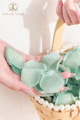 300pcs Silk Rose Petals Gold Yarn Flower Petals Wedding Flower Girl Basket Aisle