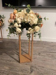Wedding centerpieces with flowers