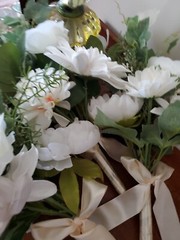 4- Bouquets of Bridesmaid Silk Flowers Wedding White Roses NWOT IVORY SATIN