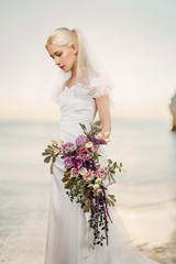 Lisuun Wedding Bouquets for Bride, 16 Inches Wedding Flower Bouquet, Silk Round