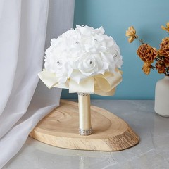 NEW Satin/Brooch Rhinestone Ivory/White Flower Floral Wedding Bridesmaid Bouquet