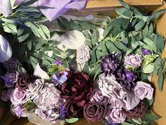 TINGE TIME Artificial Sweetheart Flower Swag with Tablecloth and Table Runner