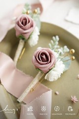 Boutonniere for Men, 2pcs Groom Groomsmen Guest Boutonniere, Artificial Flowe…