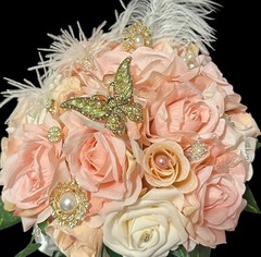 Bridal Bouquet Bride Flowers Floral Roses Pearls Rhinestone Brooch Wedding NEW
