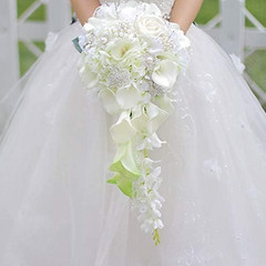 Elegant Calla Lily & Pearl Wedding Bouquet – White Rose Diamonds