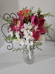 cascading bridal bouquet