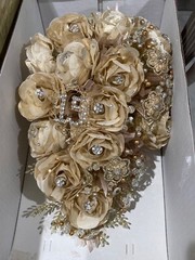 Quinceanera Floral Hand Bouquet – Gold