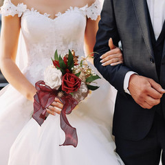 Wedding Bouquets for Bride, Burgundy & White Bridal Bridesmaid Flower with Silk