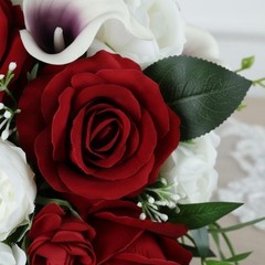 Teardrop Bridal Floral Arrangement European Design Artificial Bloom Calla Lily