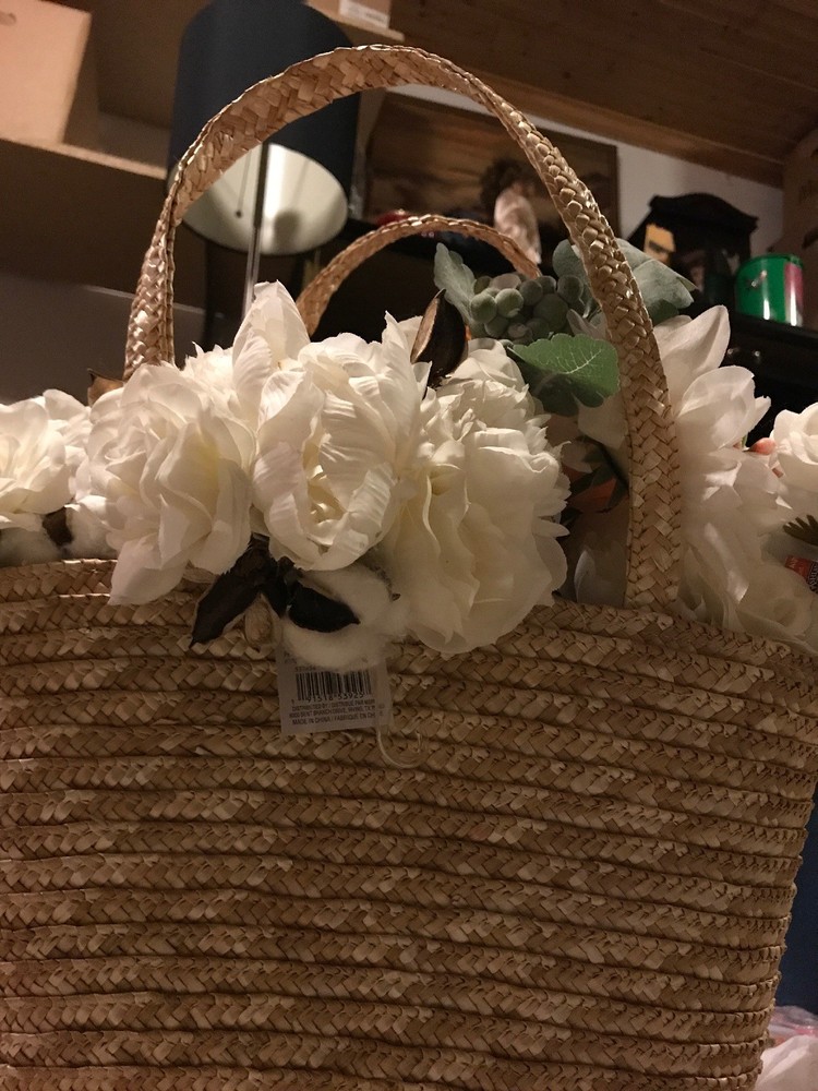 Ashland Straw Basket & 5 Floral Bunches NWT Roses Cotton Wedding bouquet Decor