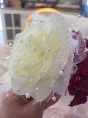 Quinceañera/Wedding Hair Clip Accessory Burgundy/Cream With Pearls And Netting