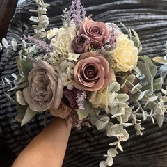 High Quality , Purple Themed Wedding Flowers