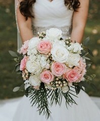 1 Natural wedding bouquet flowers