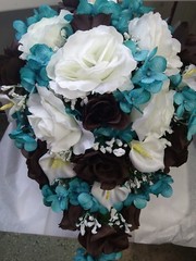 20 PC PKG SILK BOUQUETS IVORY CALA LILY TEAL BROWN & IVORY BOUTS CORSAGES