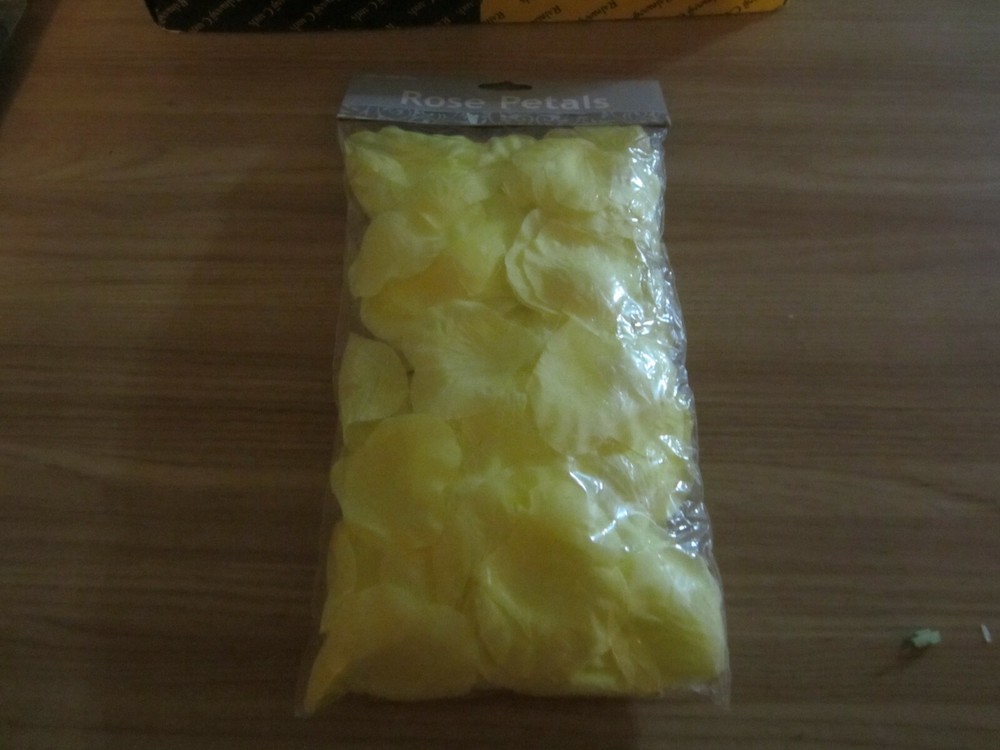 Yellow Rose Petals – Party Decor – 200 Pieces