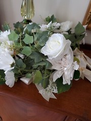 4- Bouquets of Bridesmaid Silk Flowers Wedding White Roses NWOT IVORY SATIN