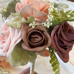 LING’S MOMENTS Bridesmaid Bouquet, Dusty Rose, Gold Accents￼