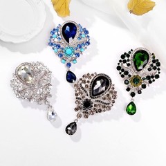 1Pcs Wedding Bridal Bouquet Clear Crystal Rhinestone Teardrop Dangle Brooch Pin