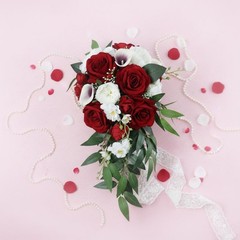 Teardrop Bridal Floral Arrangement European Design Artificial Bloom Calla Lily