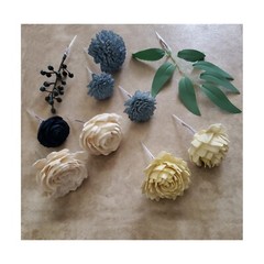 DIY Reusable Wooden Cake Flowers Blue Burgundy Pink Yellow Sola Wood Wedding