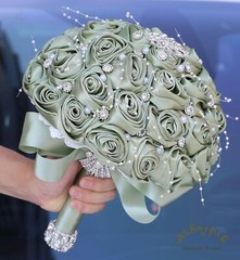 Bridal Wedding Bouquet Round Bling Brooch Holding Bouquet Artificial Rose Flo…